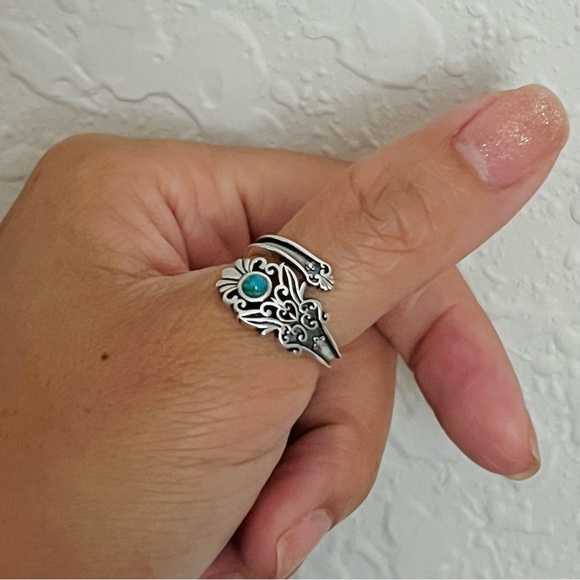 Sterling silver turquoise ring, wrap around ring, wrap around turquoise ring - Picture 9 of 15